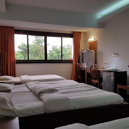 Khed  Bisu Hotel & Resorts מראה חיצוני תמונה